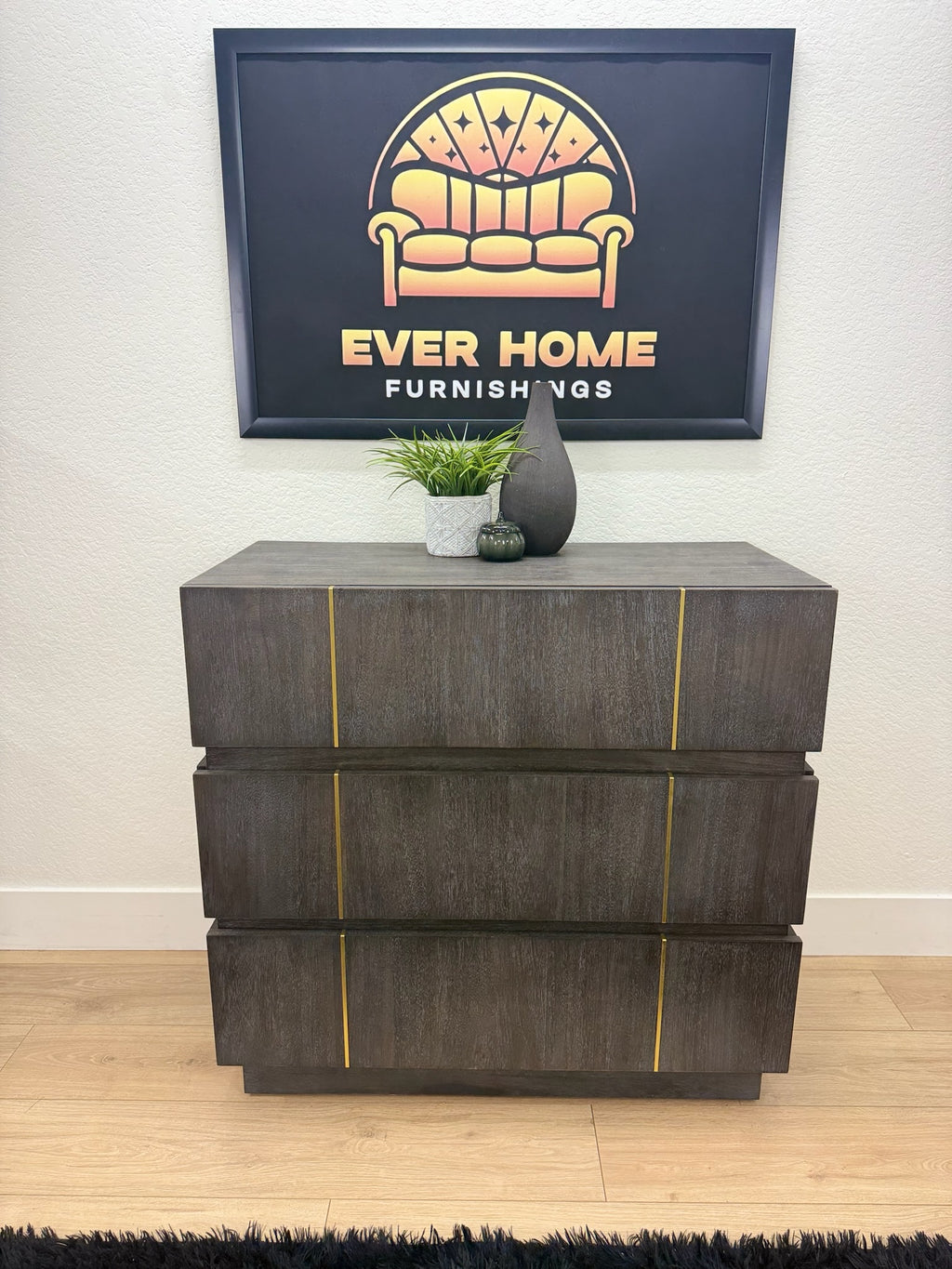 Nickalus Accent Chest - Mid-Century-Modern