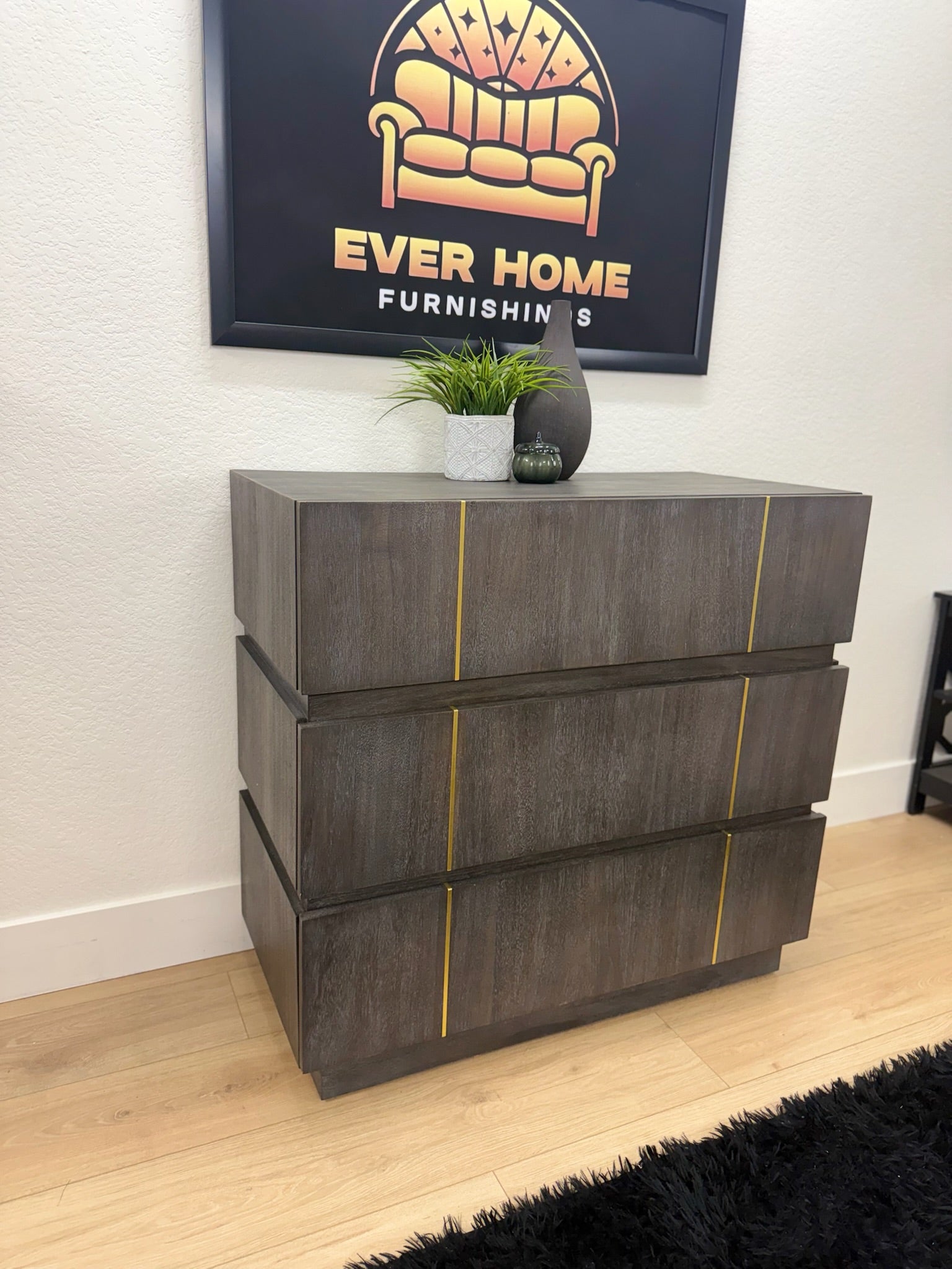 Nickalus Accent Chest - Mid-Century-Modern